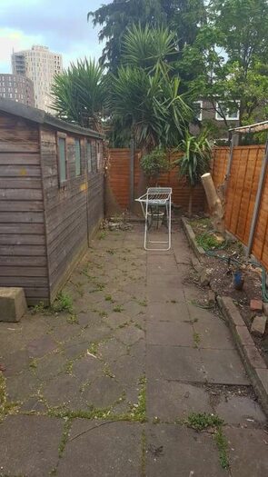 5 Bedroom End Of Terrace House To Rent In Byron Road, London, E17
