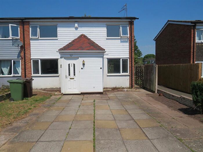 3 Bedroom End Of Terrace House For Sale In Charlbury Avenue, Fordbridge, B37