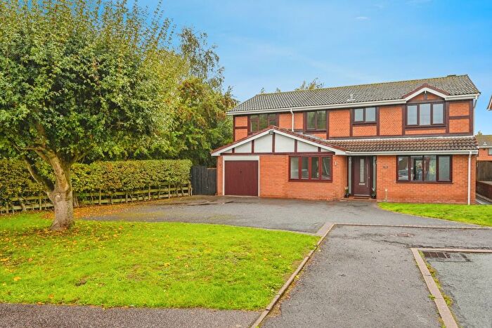 5 Bedroom Detached House For Sale In Falcon, Wilnecote, Tamworth, Staffordshire, B77