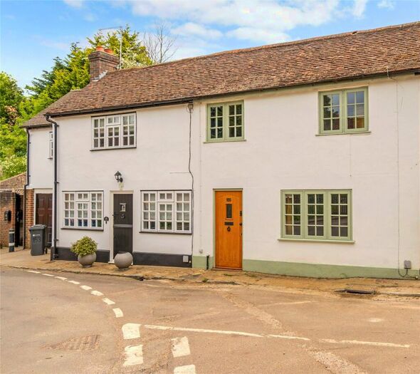 3 Bedroom Terraced House For Sale In The Street, Guildford, GU3