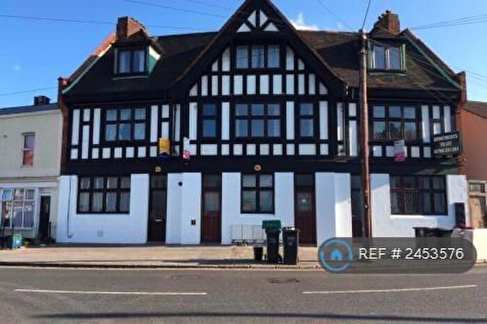 3 Bedroom Flat To Rent In Victoria Cross House, Thornton Heath, CR7