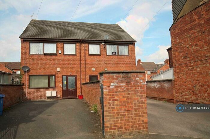1 Bedroom Flat To Rent In Havelock Street, Kettering, NN16