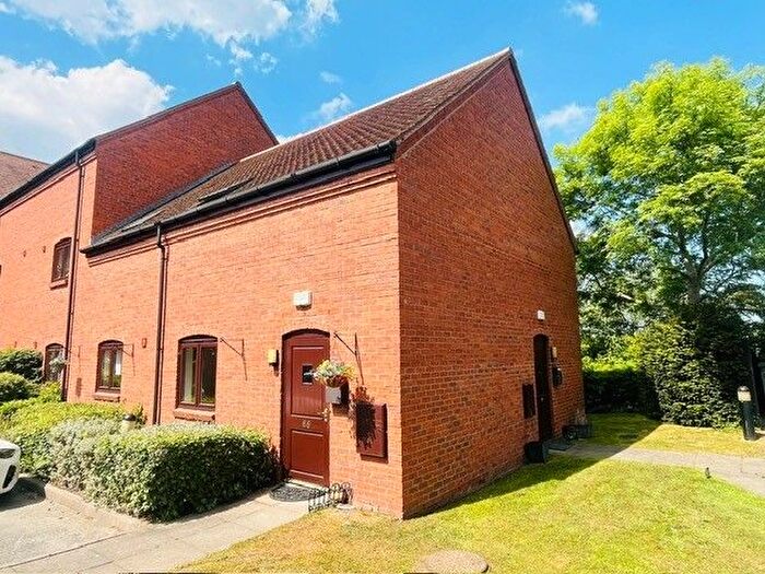 2 Bedroom Flat To Rent In The Greaves, Sutton Coldfield, B76