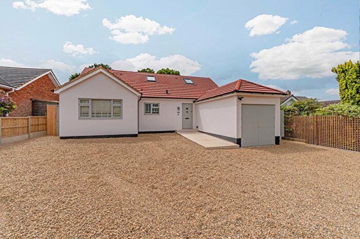 5 Bedroom Detached Bungalow To Rent In Devitt Close, Ashtead, KT21