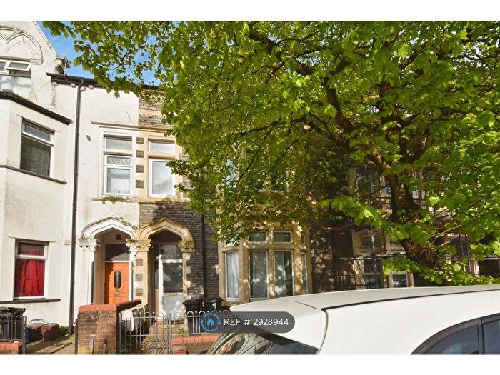 2 Bedroom Flat To Rent In Clare Street, Cardiff, CF11