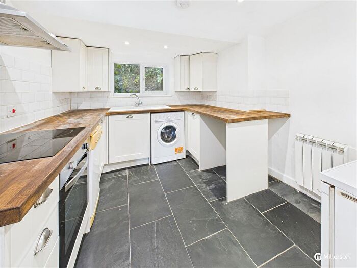 2 Bedroom Cottage For Sale In Phillack, Hayle, TR27