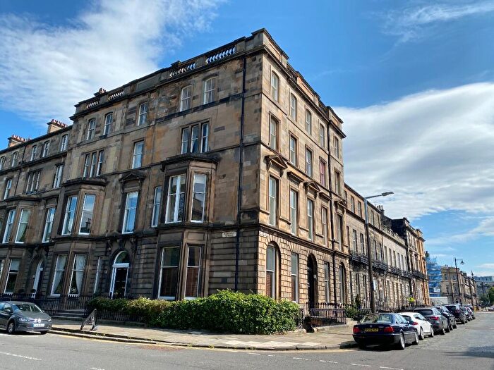 3 Bedroom Flat To Rent In Drumsheugh Gardens, West End, Edinburgh, EH3