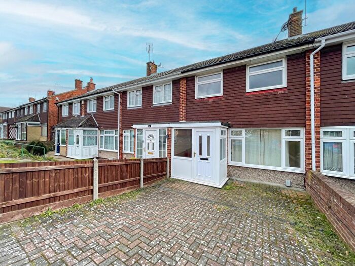 3 Bedroom Terraced House To Rent In St. Botolph Road, Gravesend, DA11
