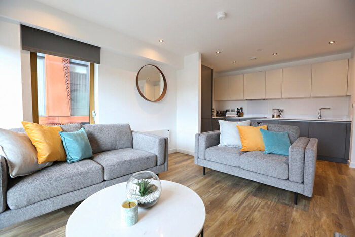 2 Bedroom Apartment To Rent In The Astley Manchester, M1