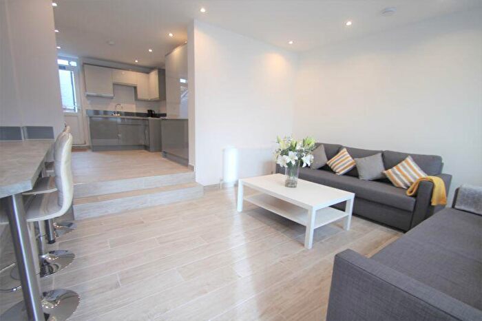 1 Bedroom House Of Multiple Occupation To Rent In Clouds Hill Road, St George Bristol, BS5