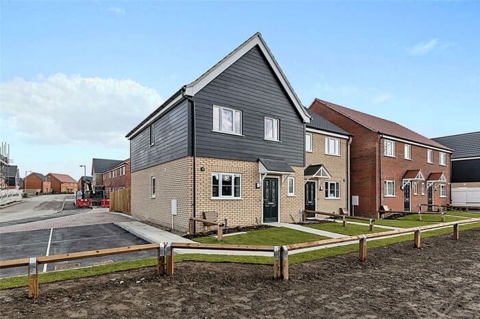 3 Bedroom House To Rent In Fortress Road, IP25