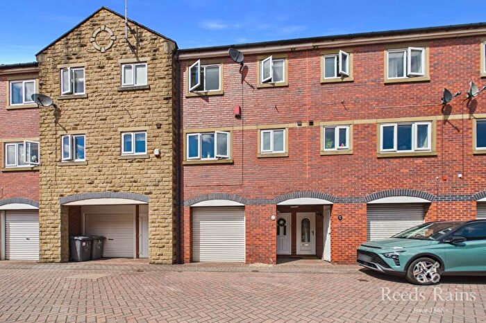 2 Bedroom Terraced House For Sale In Victoria Mews, Morley, Leeds, West Yorkshire, LS27