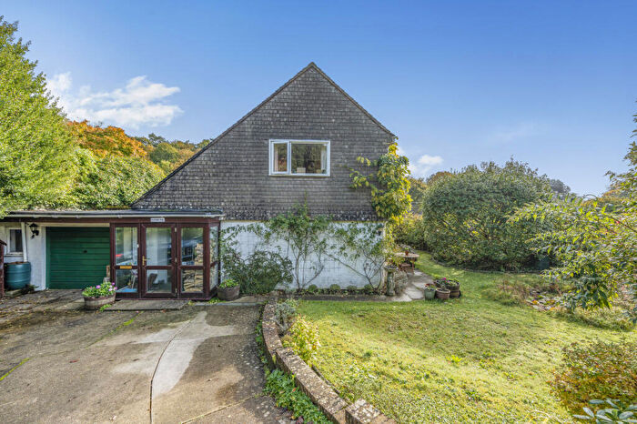 3 Bedroom Detached House For Sale In Fyning Lane, Rogate, GU31