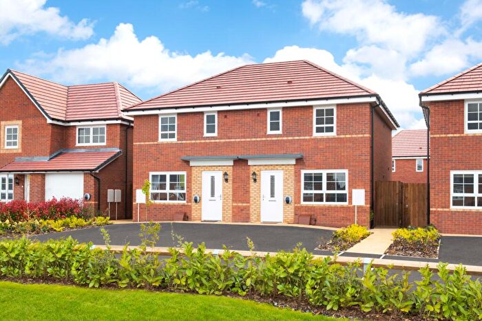 3 Bedroom End Of Terrace House For Sale In Inkersall Road, Chesterfield, Derbyshire, S43
