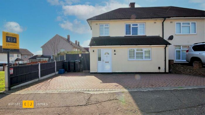 3 Bedroom Semi-Detached House To Rent In Crossfields, Loughton, IG10