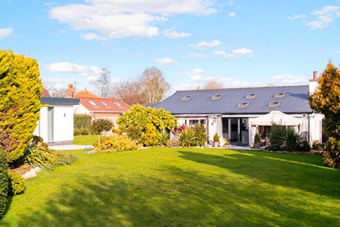 4 Bedroom Detached Bungalow For Sale In Aston Cantlow Road, Wilmcote, CV37