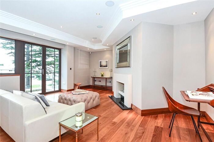 2 Bedroom Apartment To Rent In Charters Road, Ascot, Berkshire, SL5