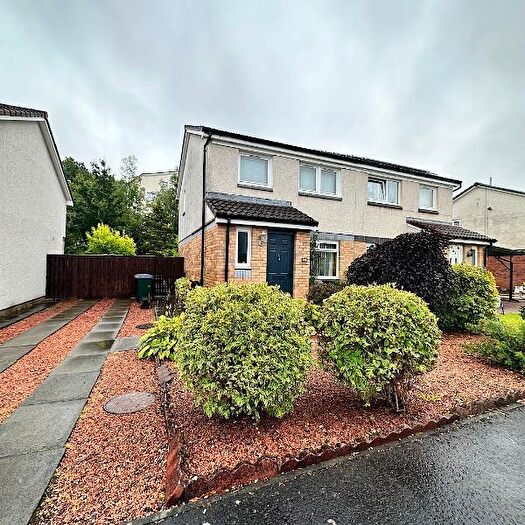 3 Bedroom Semi-Detached House To Rent In Ritchie Place, Newton Glade, Tulloch, Perthshire, PH1