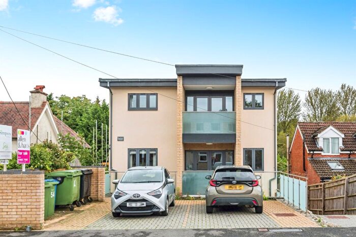 2 Bedroom Flat For Sale In Kennington Road, Kennington, Oxford, OX1