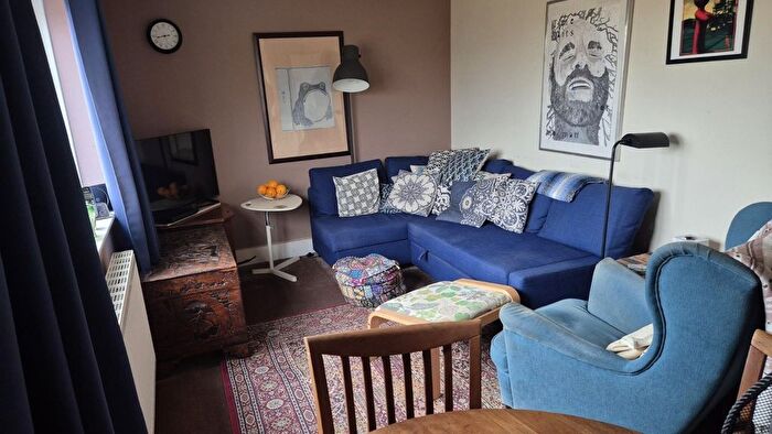1 Bedroom Flat For Sale In Churchill Avenue, Clevedon, North Somerset, BS21