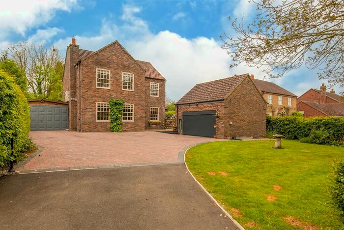 4 Bedroom Detached House To Rent In Blackthorn Lane, Cammeringham, Lincoln, LN1