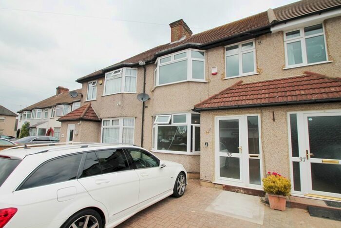 3 Bedroom Semi-Detached House To Rent In Pinglestone Close, Harmondsworth, West Drayton, UB7