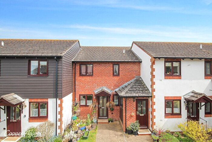 1 Bedroom Property For Sale In Sea Road, East Preston, BN16