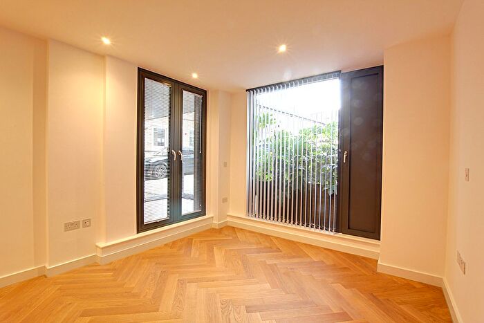 2 Bedroom End Of Terrace House To Rent In The Courtyard, (), London, NW1