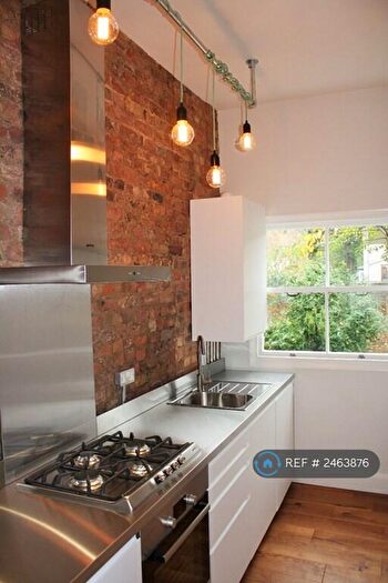 2 Bedroom Flat To Rent In Fonthill Road, London, N4