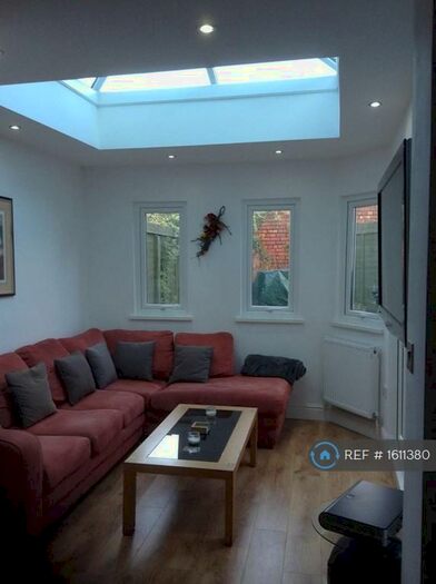 2 Bedroom Maisonette To Rent In Wavertree Nook Rd, Liverpool, L15