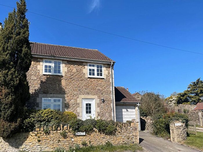 3 Bedroom Detached House To Rent In The Green, BA3