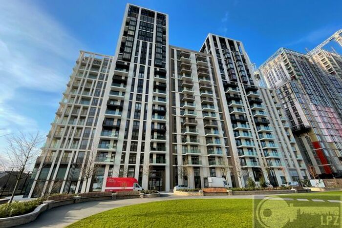 1 Bedroom Flat To Rent In Fountain Park Way, Shepherds Bush, W12