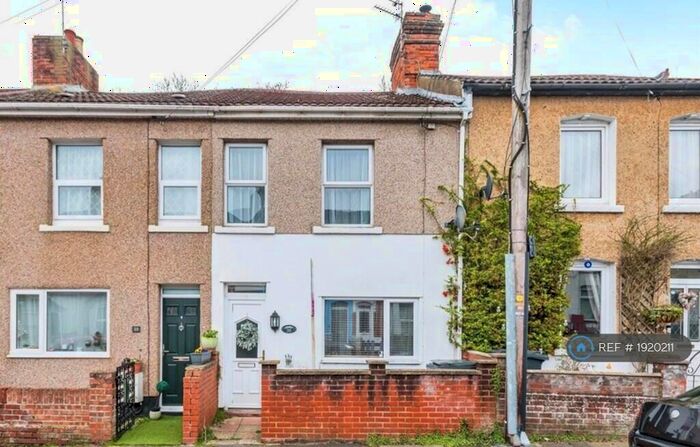 2 Bedroom Terraced House To Rent In Clifton Street, Swindon, SN1