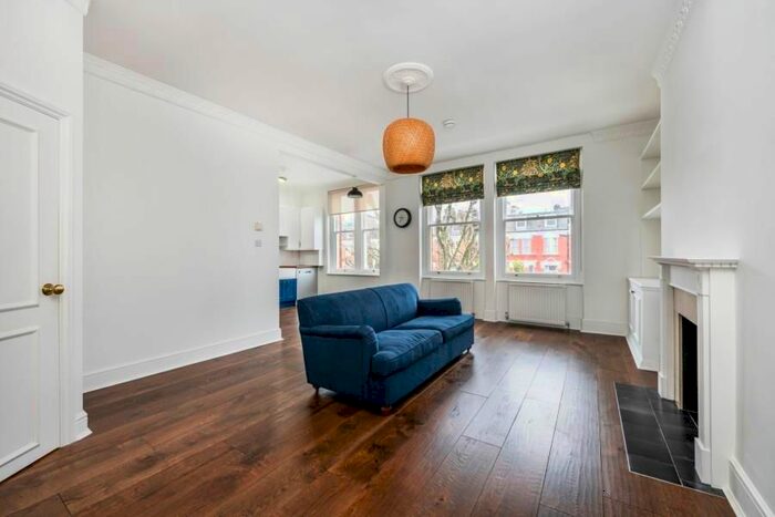 2 Bedroom Flat To Rent In Sutherland Avenue, London W9