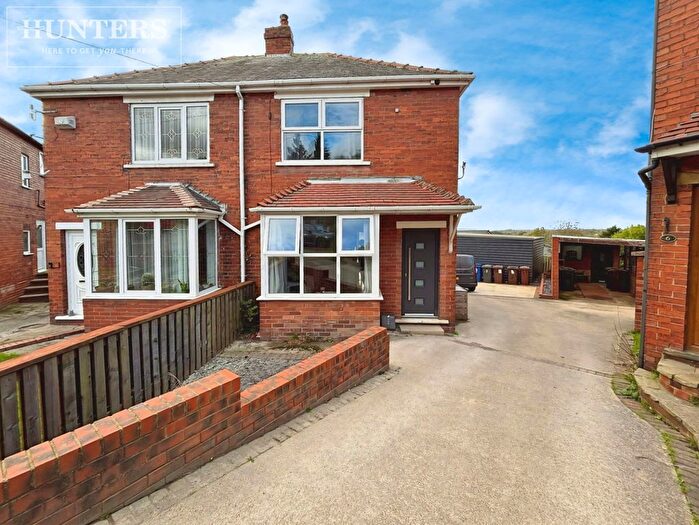 2 Bedroom Semi-Detached House To Rent In Mackey Crescent, Brierley, Barnsley, S72