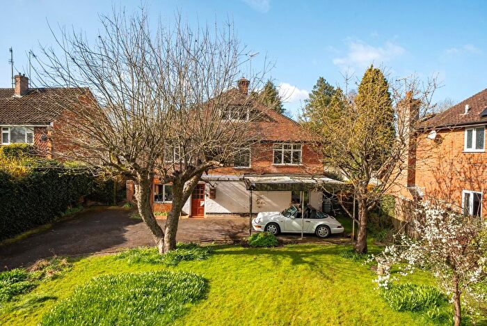 4 Bedroom Detached House For Sale In Petworth Road, Witley, Godalming, GU8
