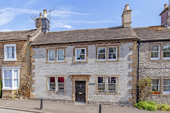 3 Bedroom Terraced House For Sale In Greaves Lane, Ashford-In-The-Water, Bakewell, DE45