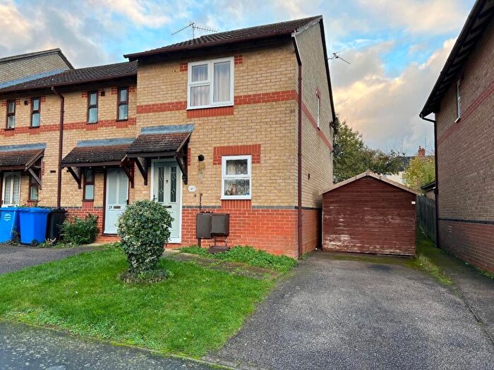 2 Bedroom End Of Terrace House For Sale In No Chain - Neuville Way, Desborough, NN14