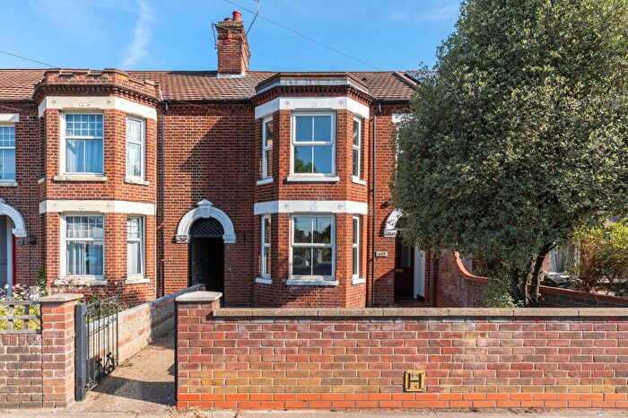 4 Bedroom Terraced House For Sale In Earlham Road, Norwich, NR4