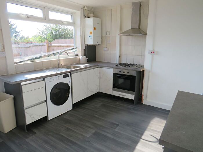 4 Bedroom Property To Rent In Brennand Road, Oldbury, B68