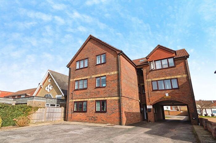 1 Bedroom Flat To Rent In Shirley Road, Bentley Court, SO15