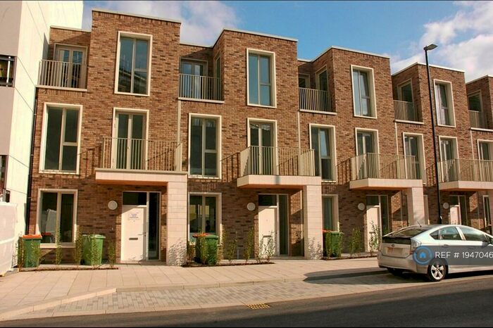 3 Bedroom Terraced House To Rent In Starboard Way, Royal Docks, London, E16