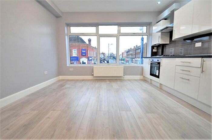 2 Bedroom Maisonette To Rent In Welling High Street, Welling, DA16