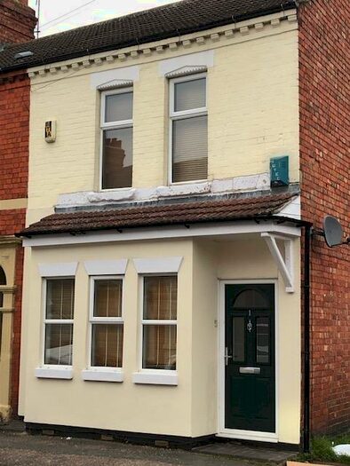 2 Bedroom Terraced House To Rent In Symington Street, Northampton, NN5