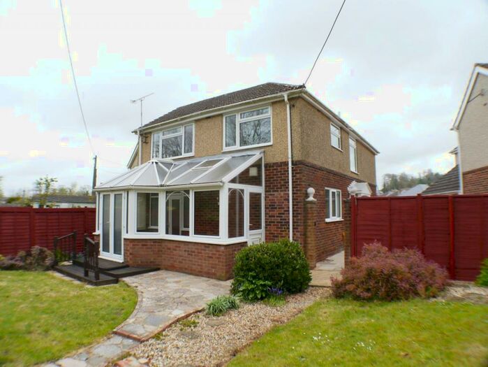 3 Bedroom Detached House To Rent In Laverstock, SP1