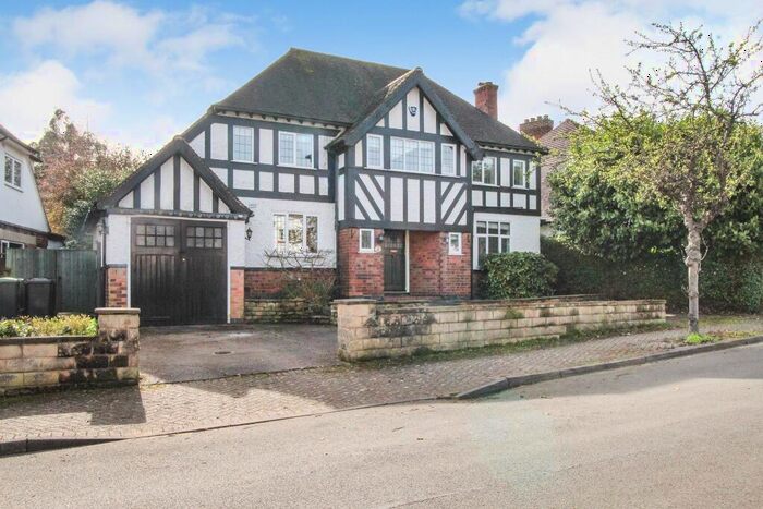 4 Bedroom Detached House To Rent In Middleton Crescent, Beeston, NG9