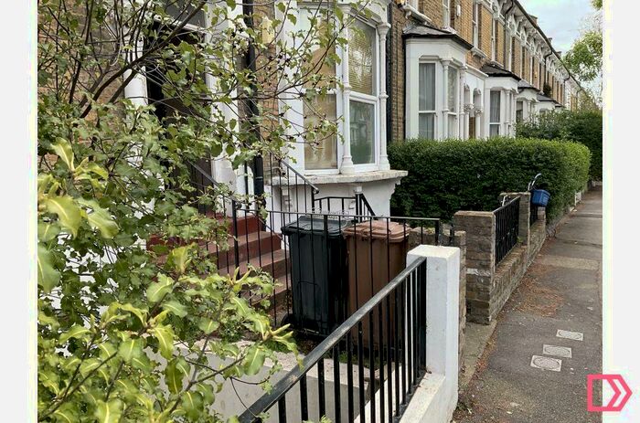 1 Bedroom Flat To Rent In Norcott Road, Stoke Newington, London, N16