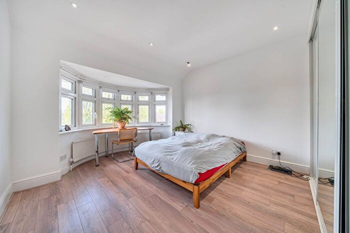 5 Bedroom Semi-Detached House To Rent In Abergeldie Road, Lee, London, SE12