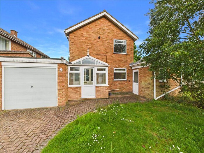 3 Bedroom Link Detached House For Sale In Notcutts, East Bergholt, Colchester, Suffolk, CO7
