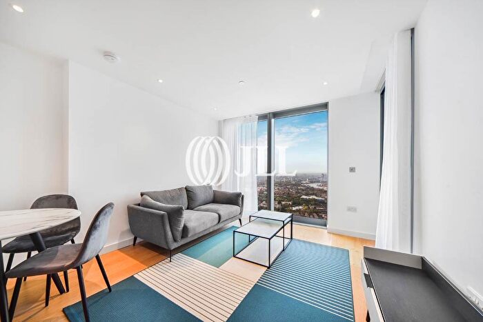 1 Bedroom Apartment To Rent In Landmark Pinnacle, London, E14